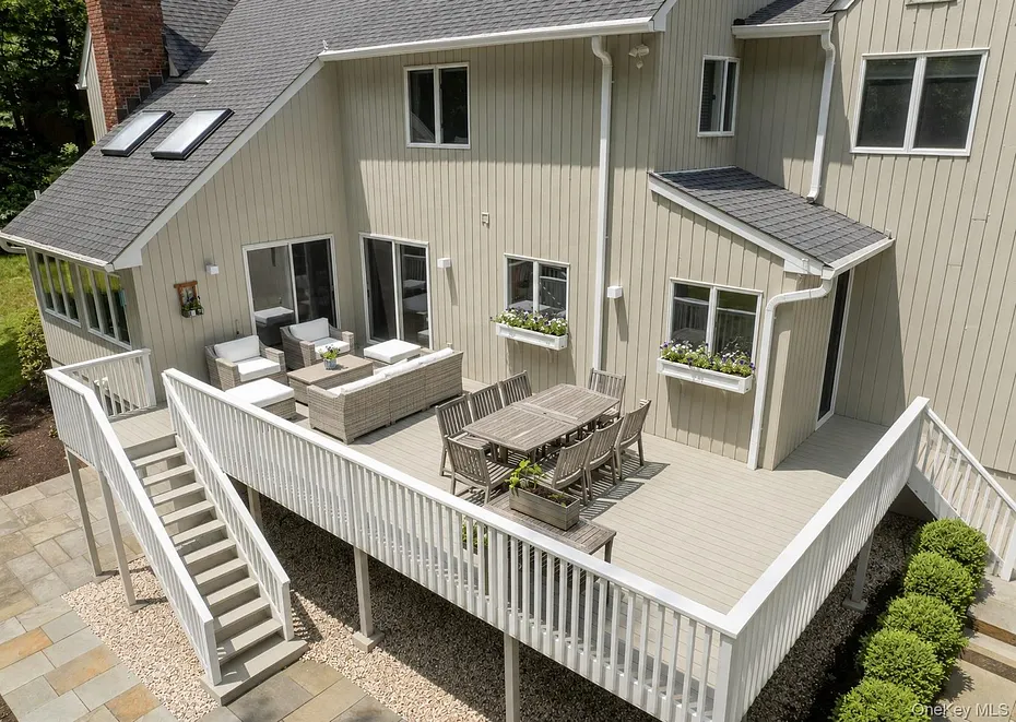 12 Hilltop Road Photo 37