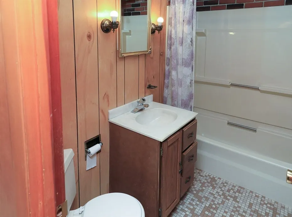 2590 Providence Road Photo 21