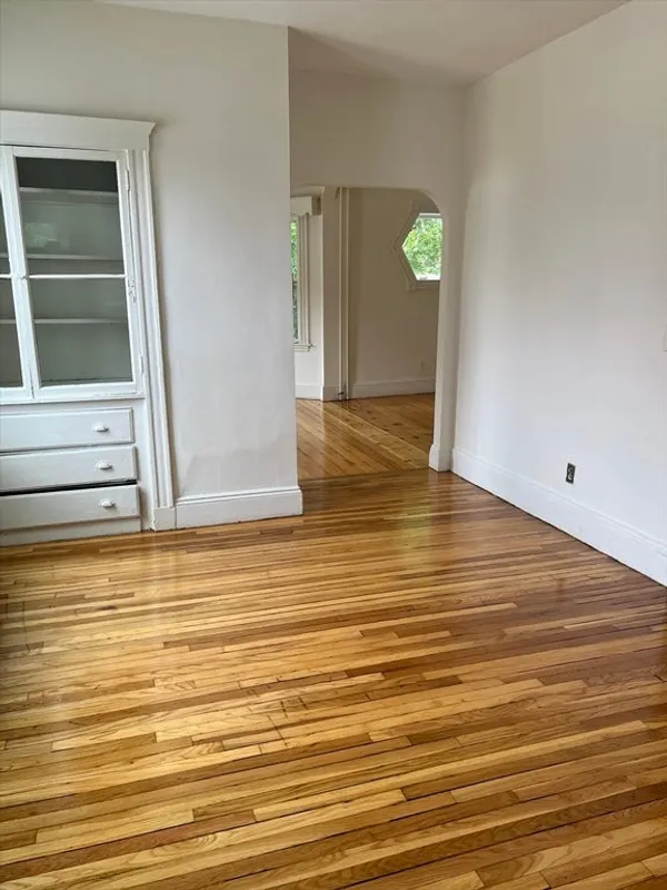 129 Cummins Hwy  #2 Photo 6