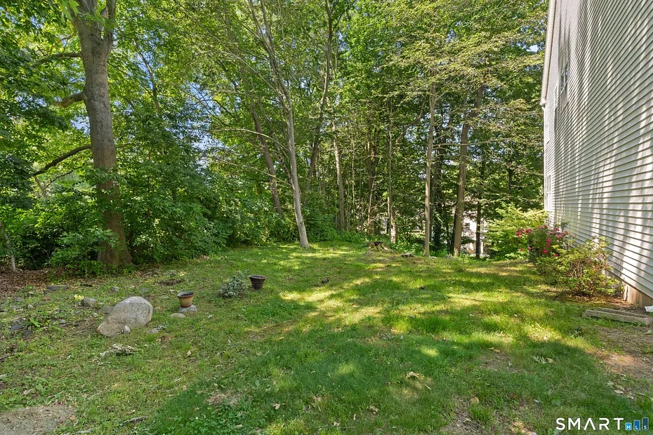 40 Lexington Way North Photo 36