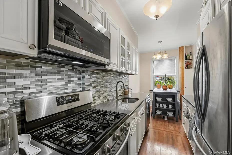 19 William Street  #2D Photo 3