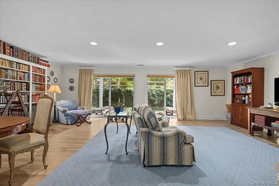 18 Brookview Drive Photo 20