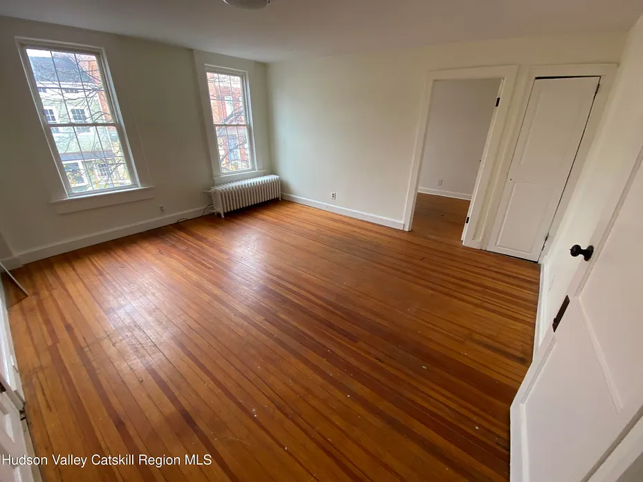227 Warren Street Photo 20