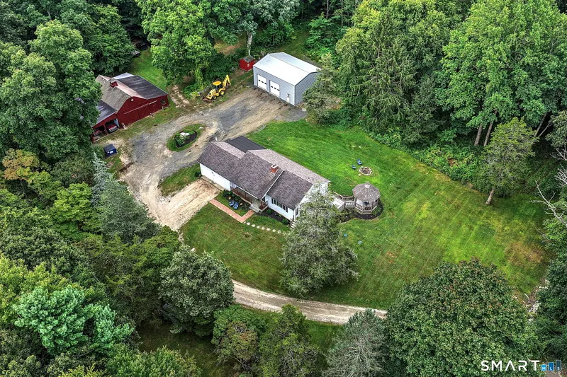 86 Spencer Hill Photo 29