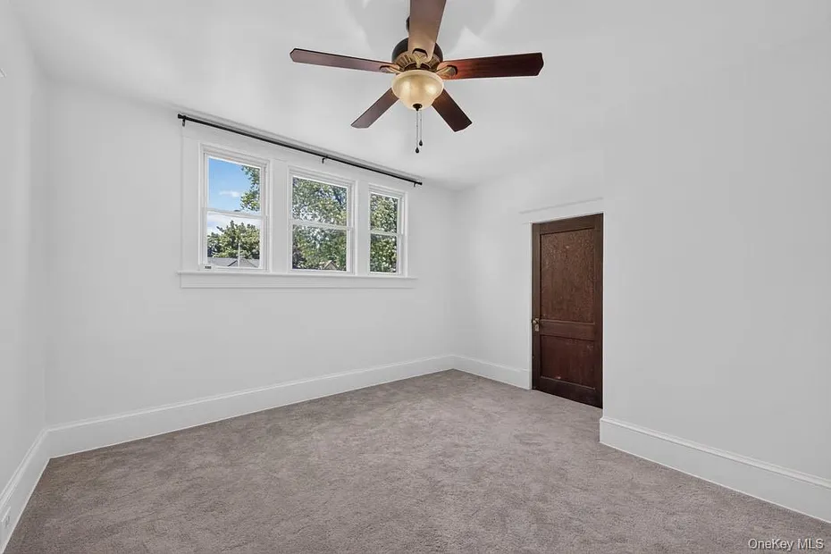 10 S Grand Avenue Photo 29