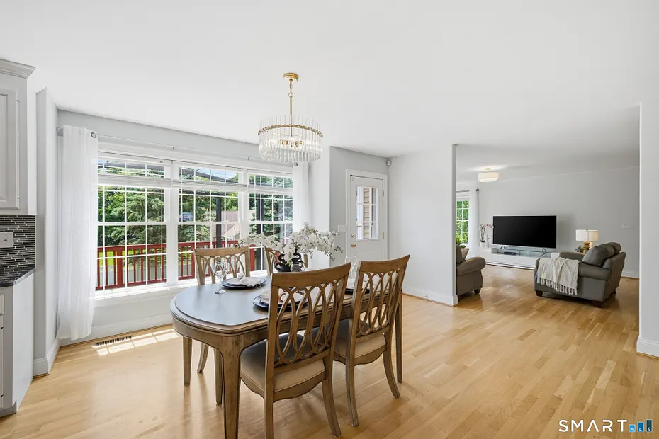 136 Talcott Ridge Road Photo 10