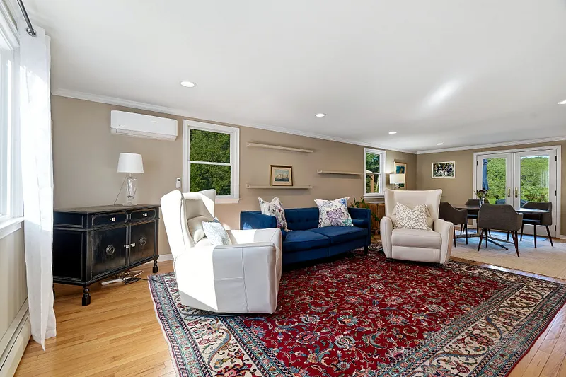 6 Jericho Drive Photo 14