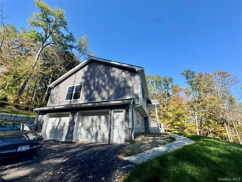 4 Webster Place Photo 21