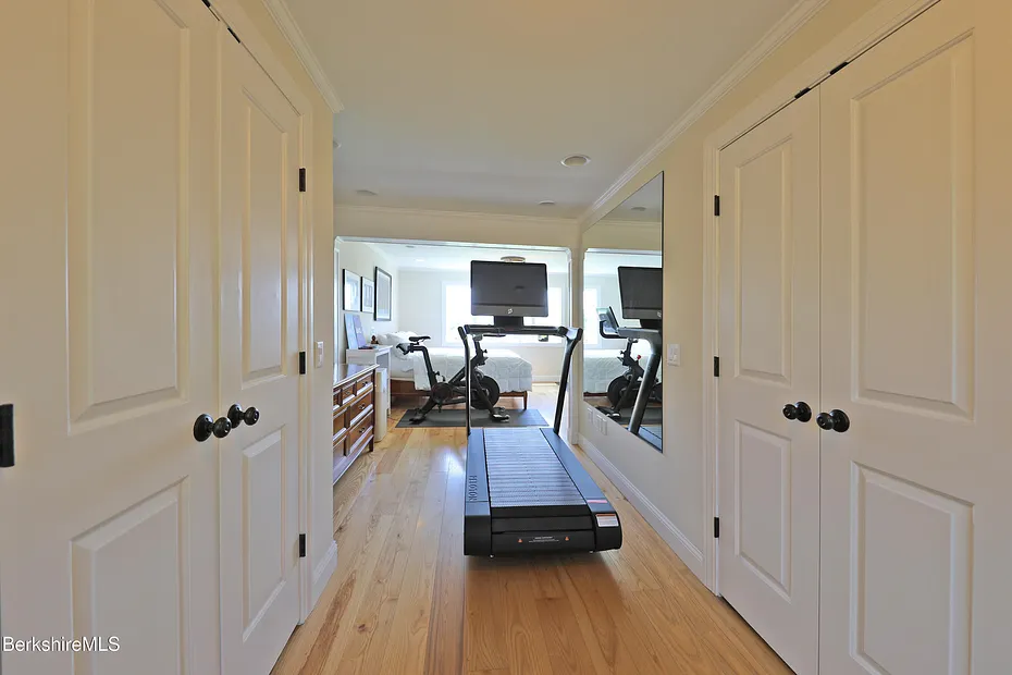 154 Plunkett St Photo 34