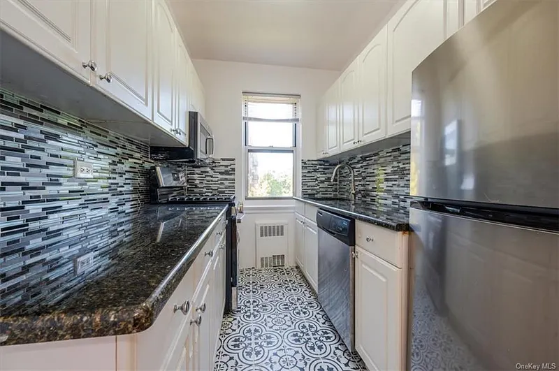 3850 Hudson Manor Terrace  #3AW Photo 9