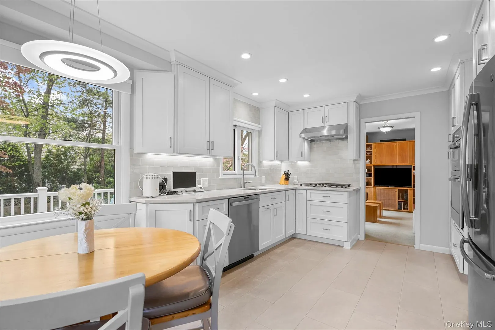 52 Wendt Avenue Photo 4