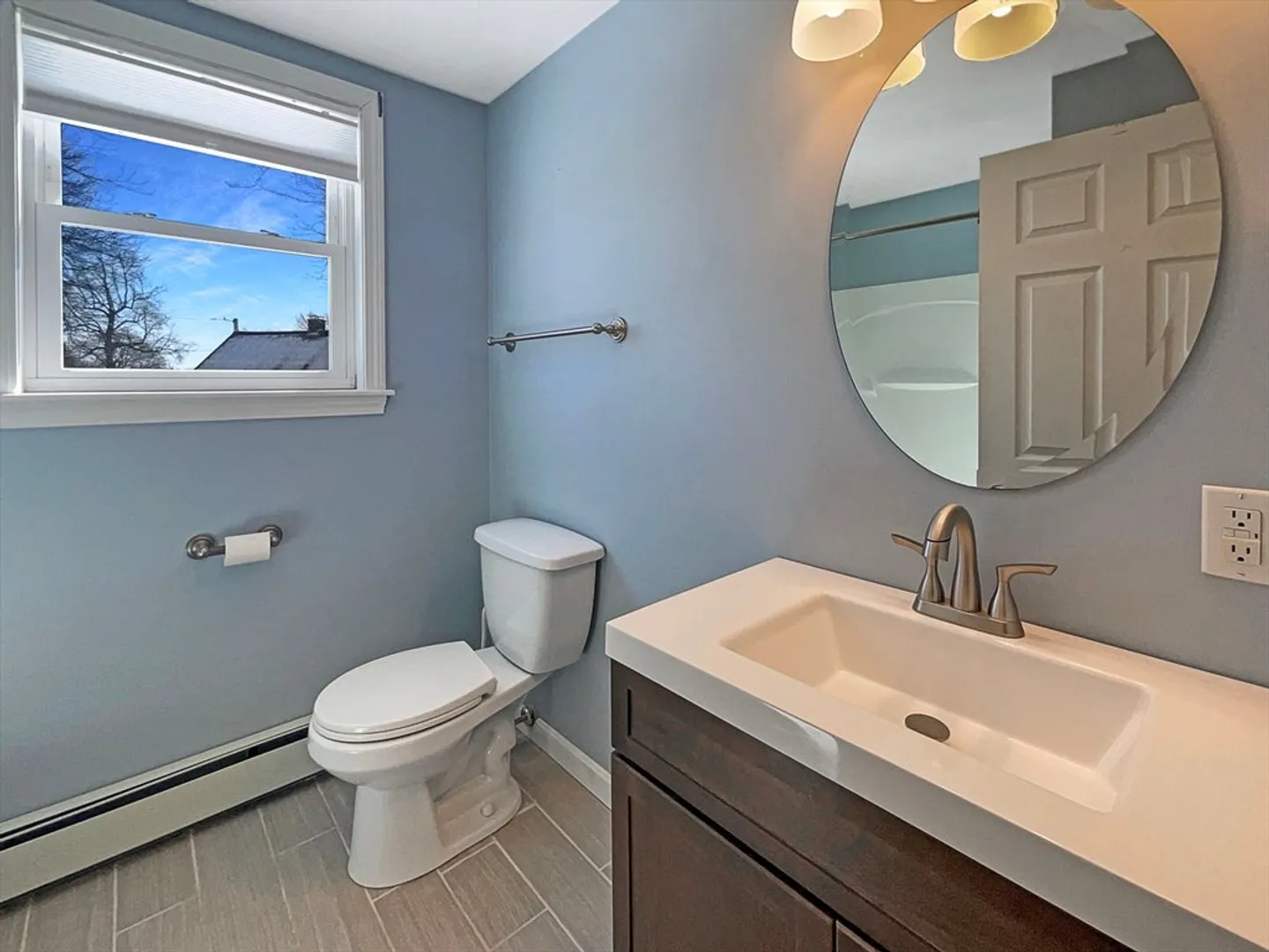 44 2nd St Photo 19