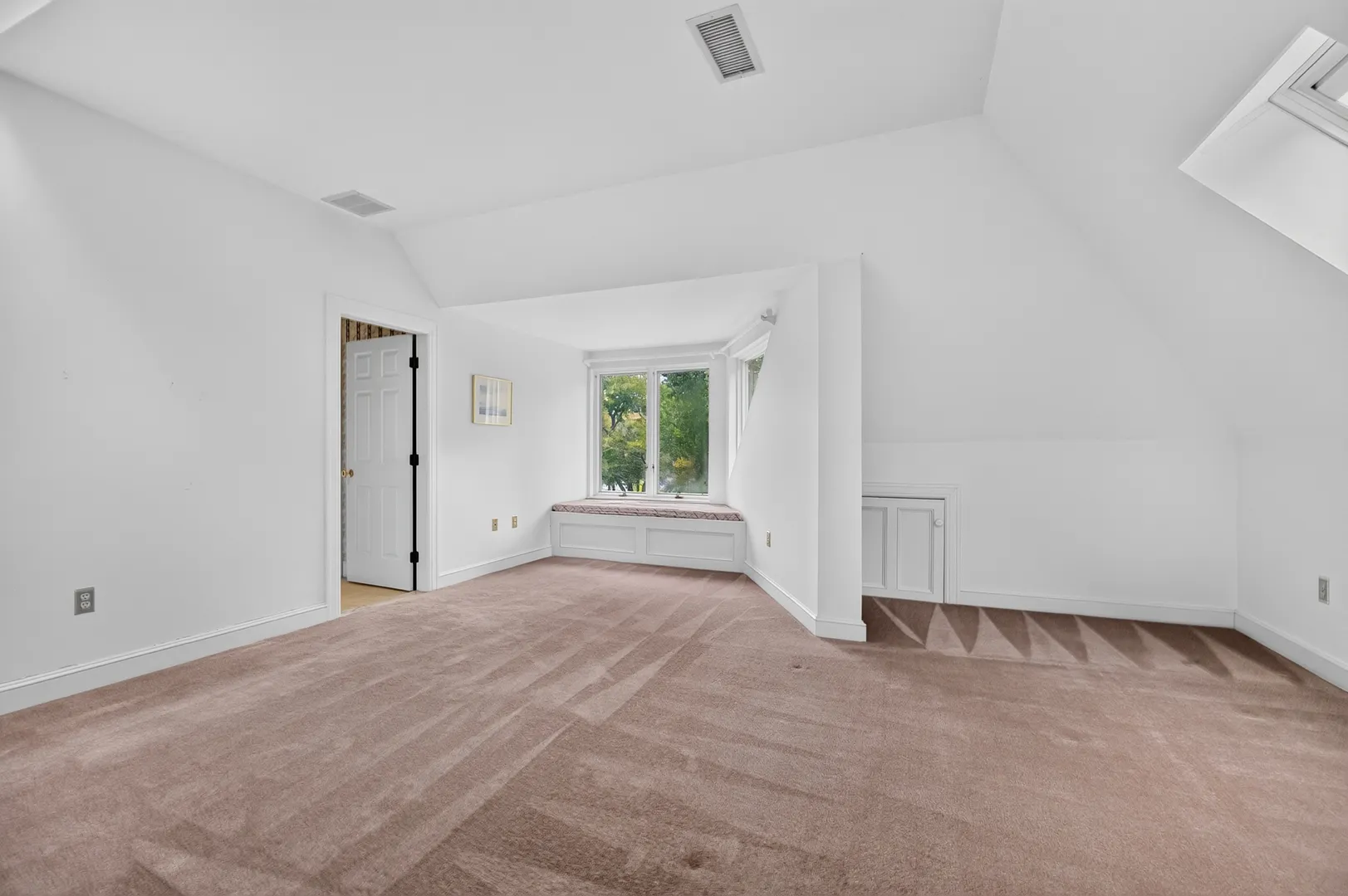 87 Cove Road Photo 29