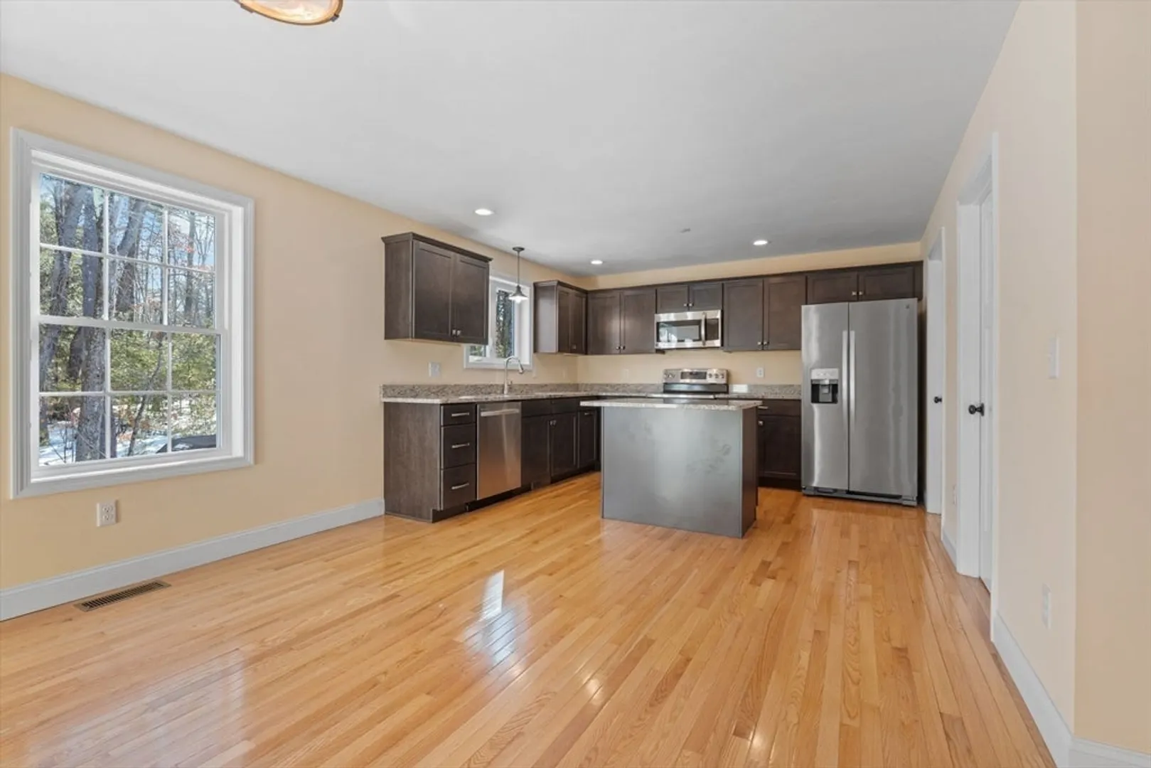 11 Rockingham Road  #H Photo 4