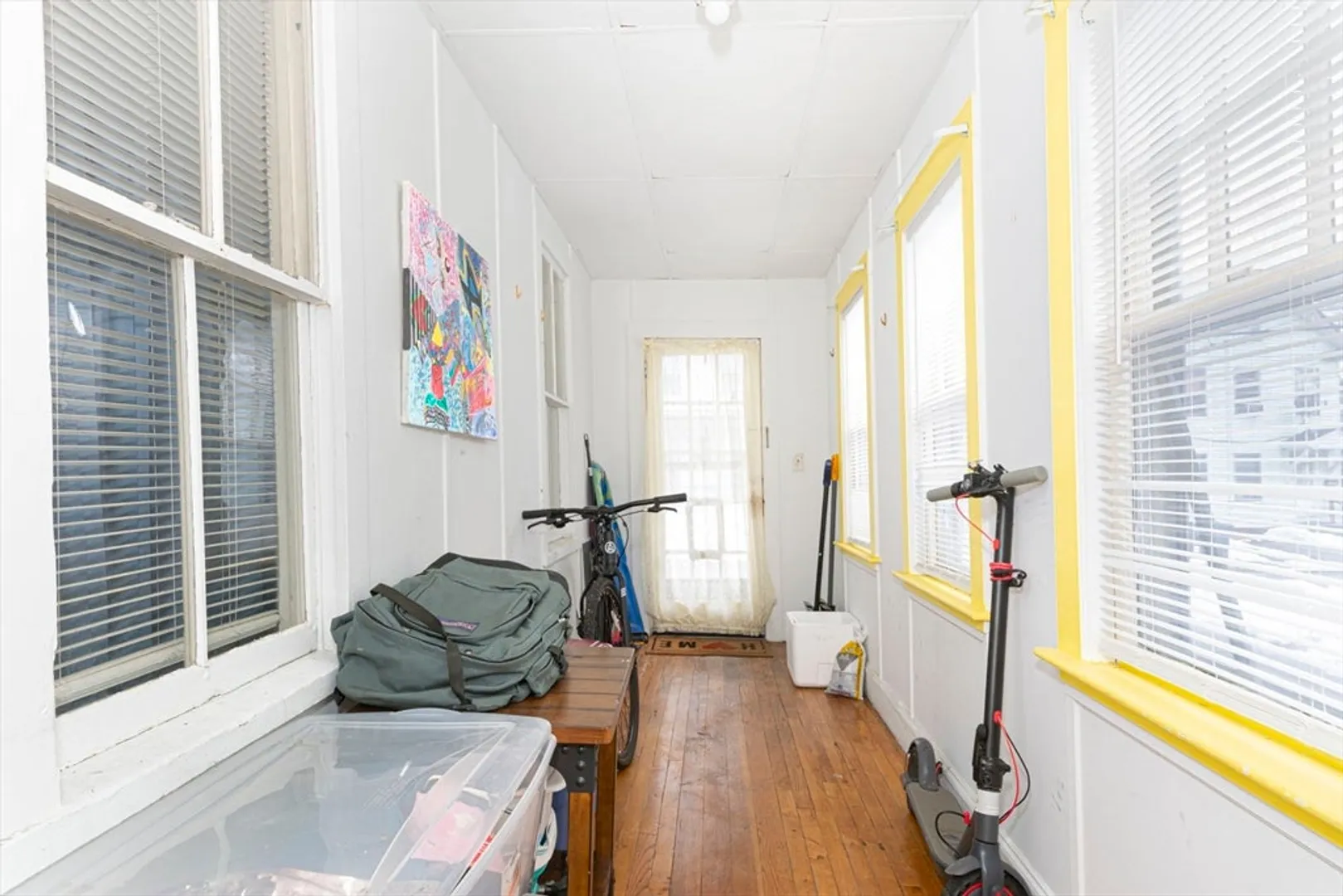 31 Neil  St. Photo 3