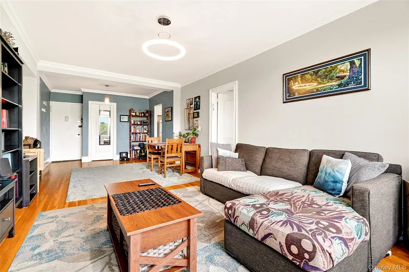 575 Bronx River Road  #6C Photo 15