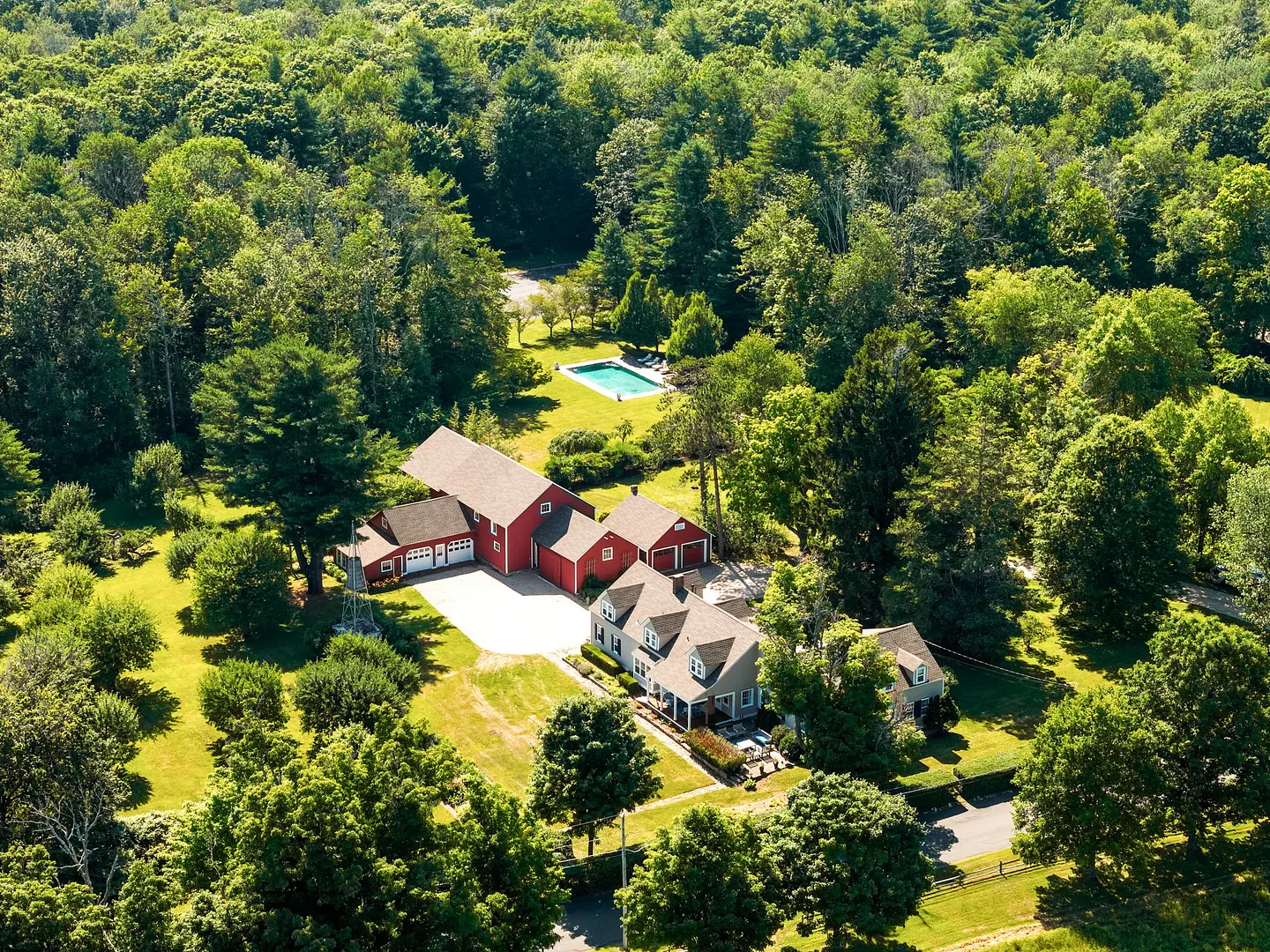 295 Smith Hill Road Photo 1