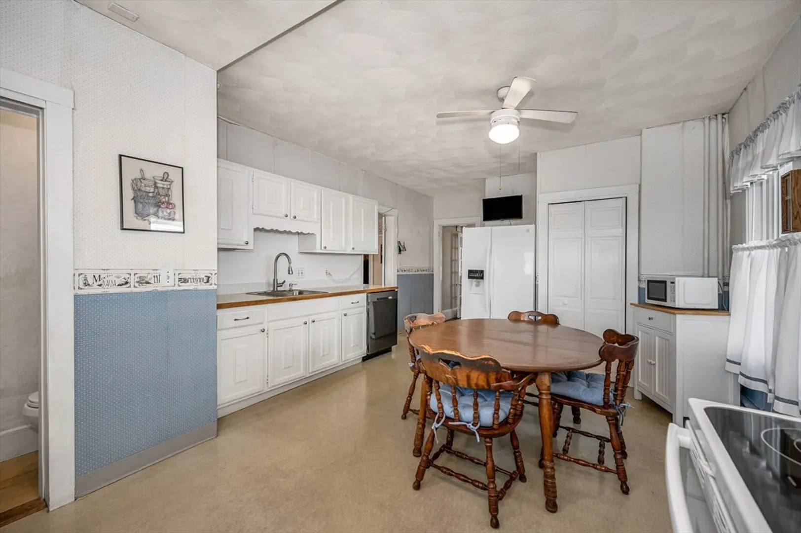 25 Wicklow Ave Photo 16