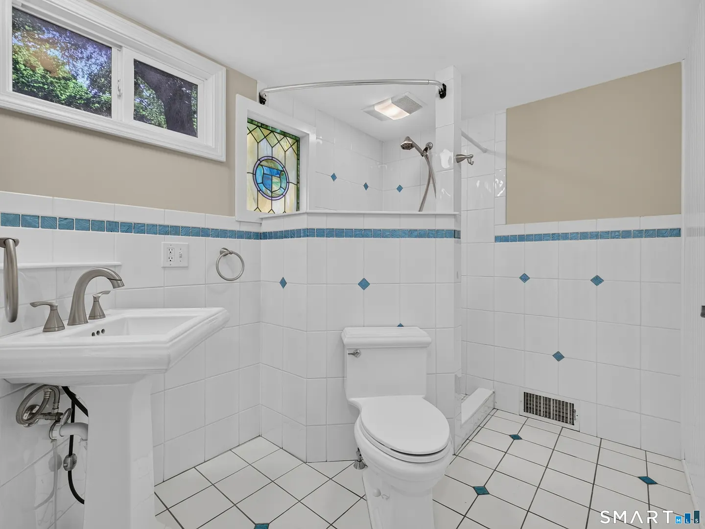 149 Liberty Street Photo 18