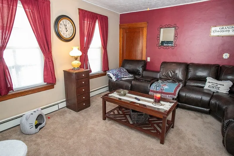 7 Leamy St Photo 19