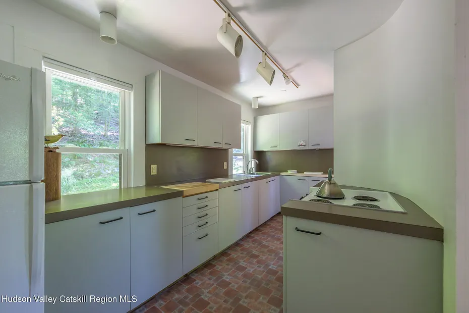 158 Knapp-carpenter Road Photo 6