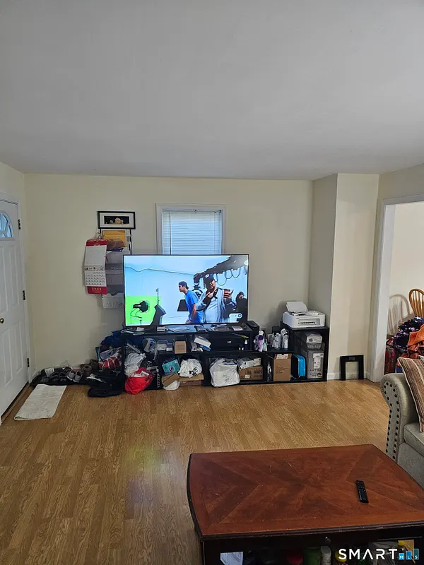 54 Alice Street Photo 10