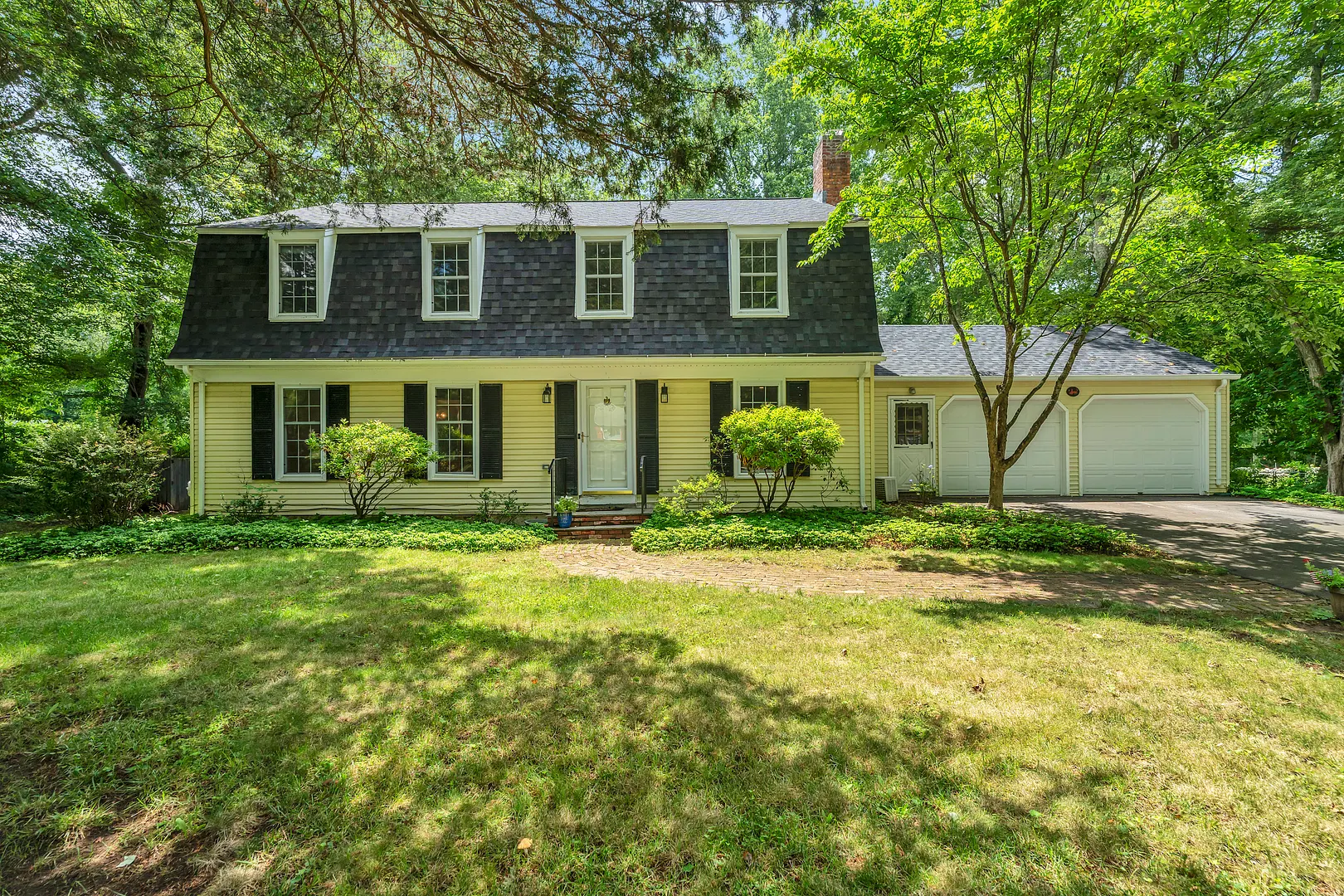 12 Wychwood Road Photo 1