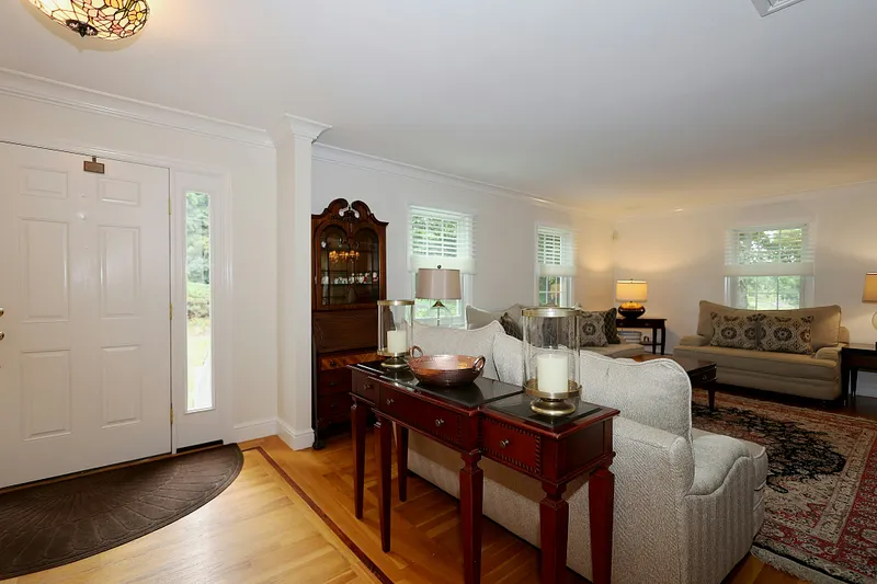 47 Fox Run Road Photo 4