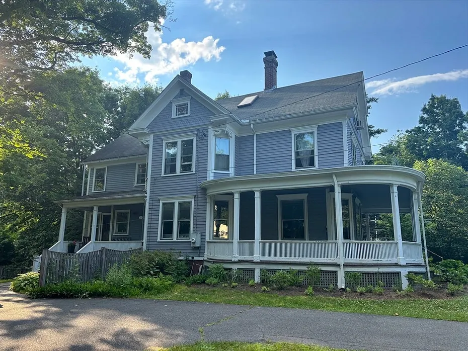 254 Lincoln Photo 1
