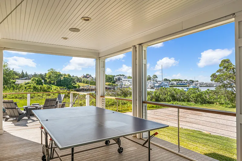 16 Waters Edge Road Photo 12