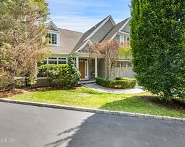 340 Valley Road 2