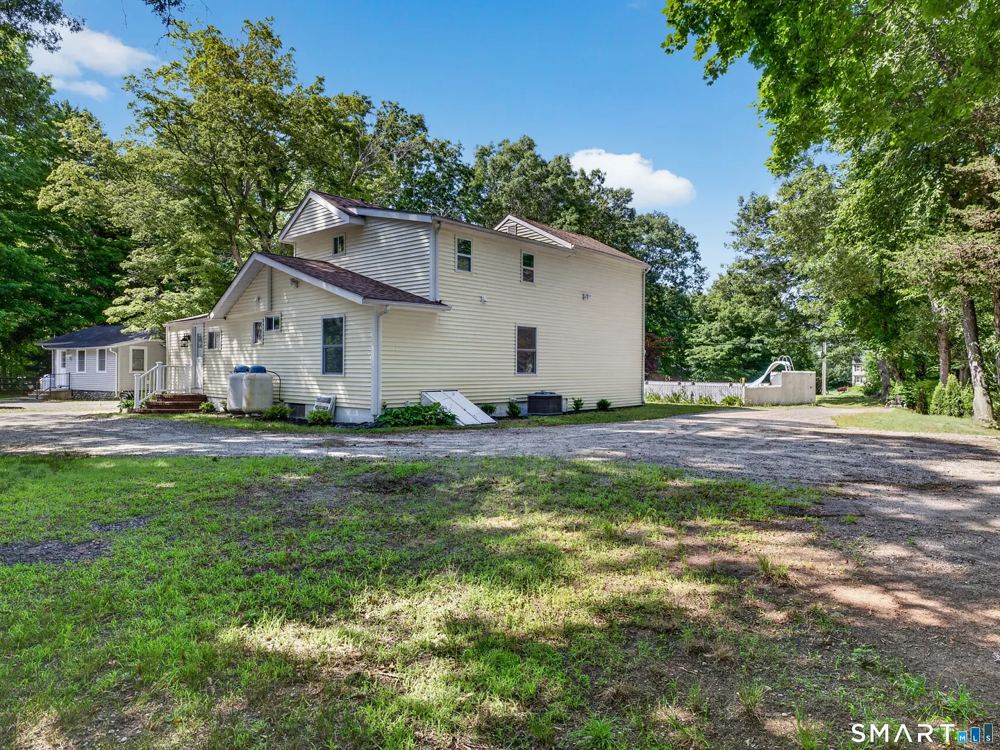 149 Liberty Street Photo 32