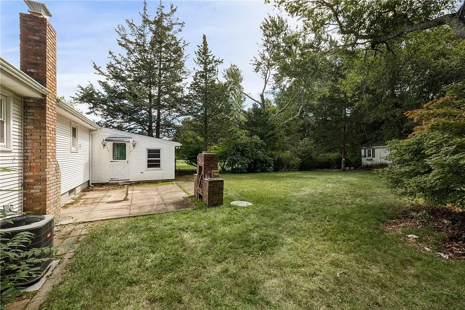 108 Longfellow Drive Photo 33