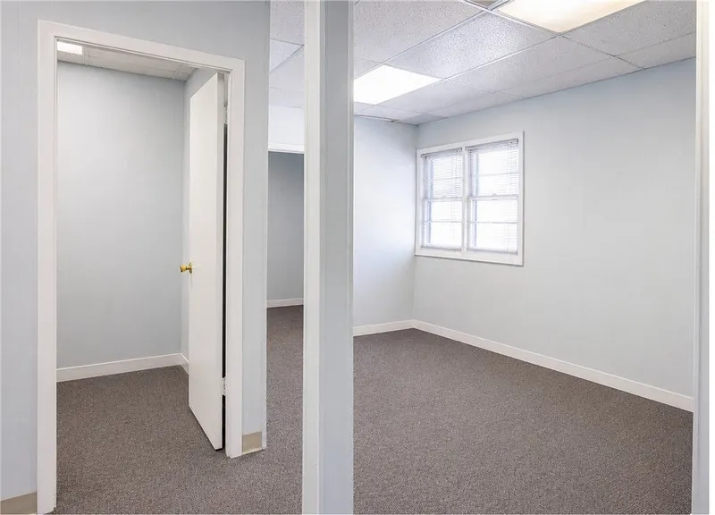 1845 Smith Street  #4 Photo 2