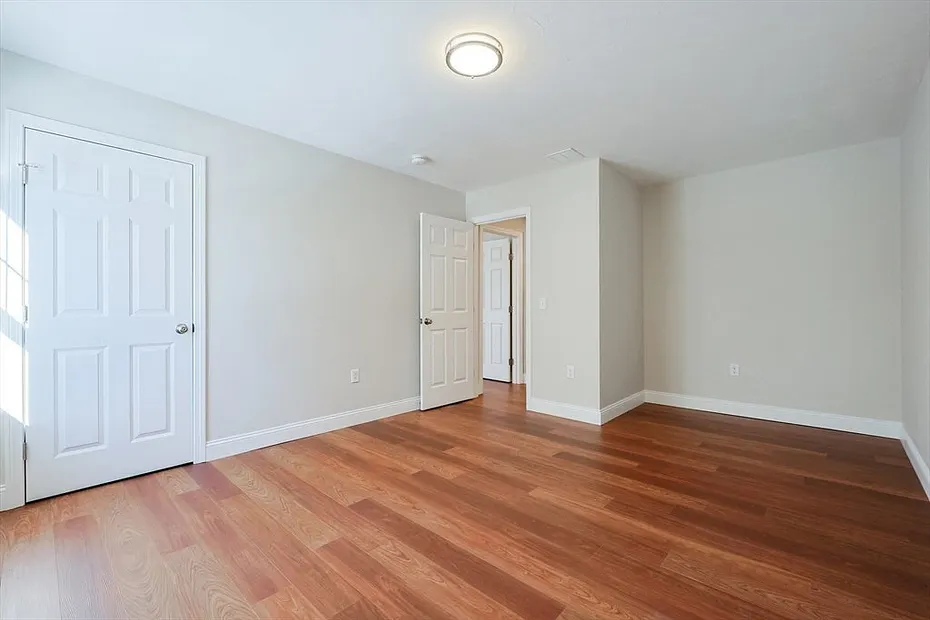 60 Oak Street  #B Photo 19