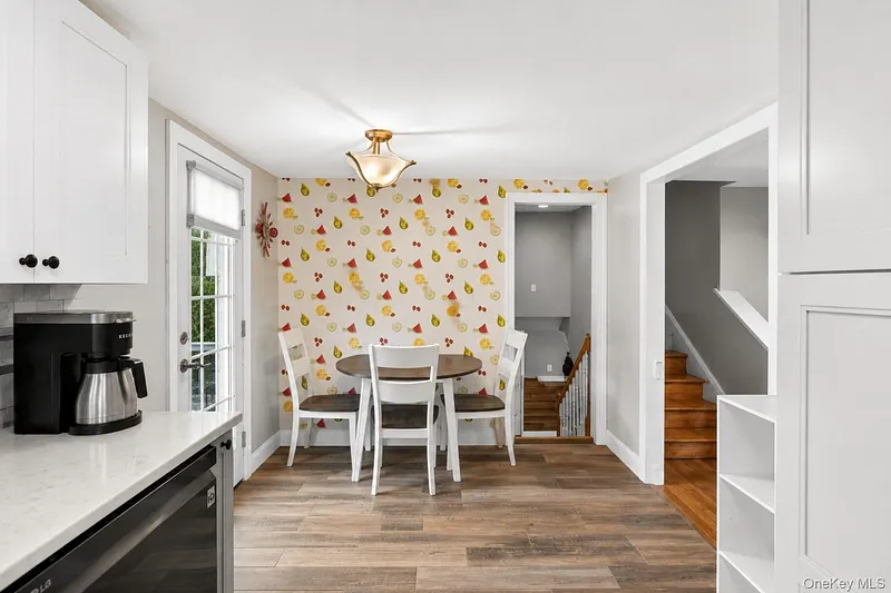 9 Arbor Drive Photo 11