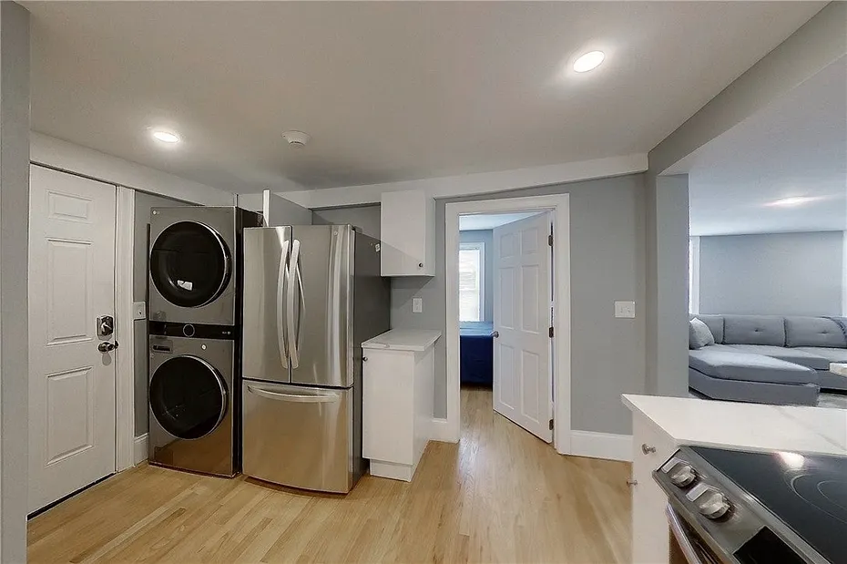 382 Spring Street  #2 Photo 5