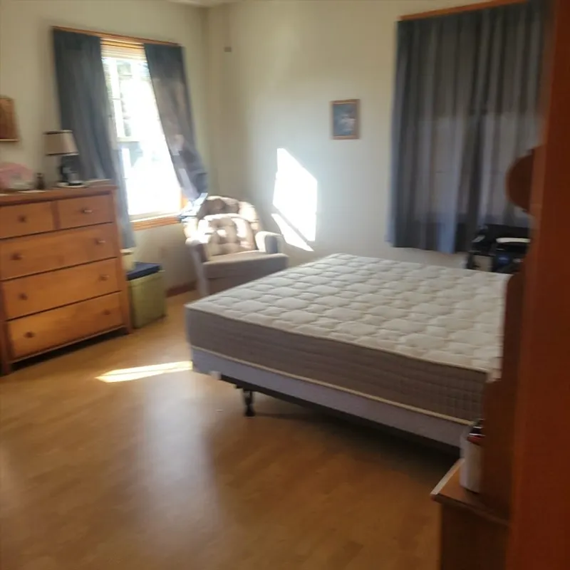 4 Joelle Terrace Photo 8