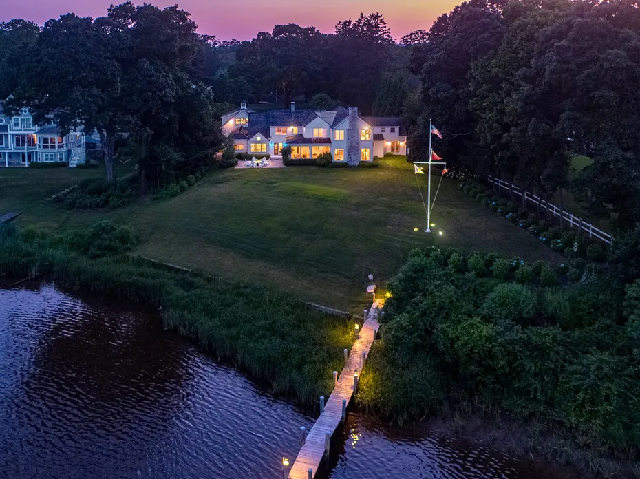 17 Riverview Street Photo 1