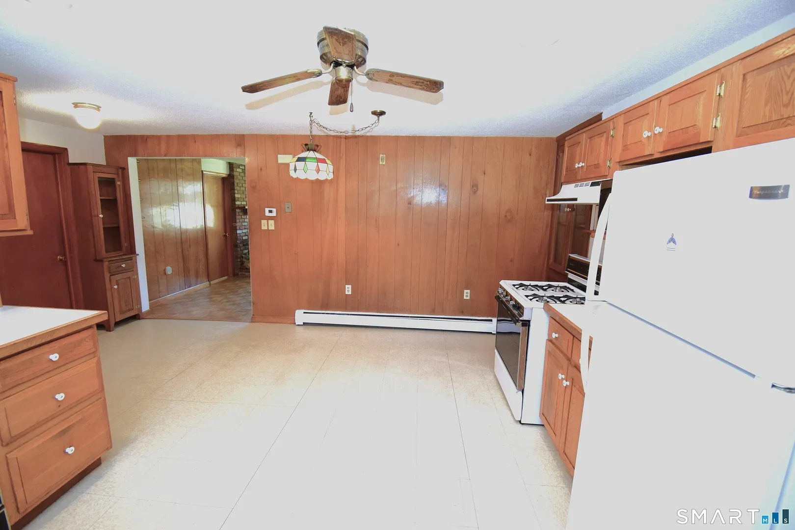 273 Horse Pond Road Photo 9