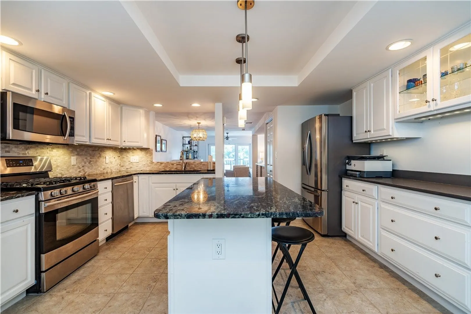 152 Crompton Avenue  #18 Photo 9