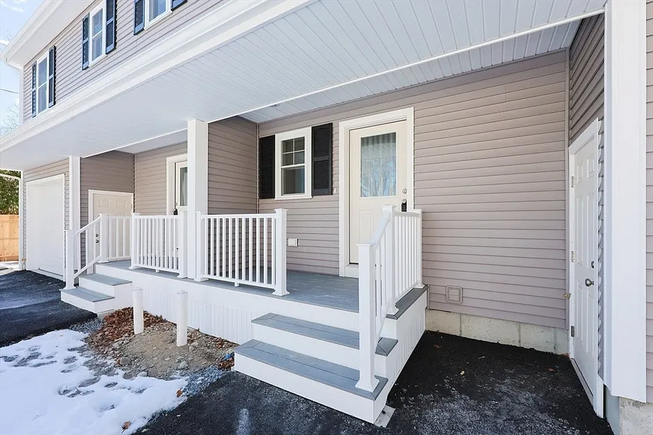 60 Oak Street  #B Photo 3