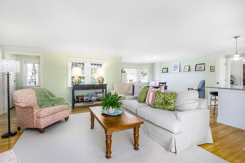 25 Augusta Photo 5