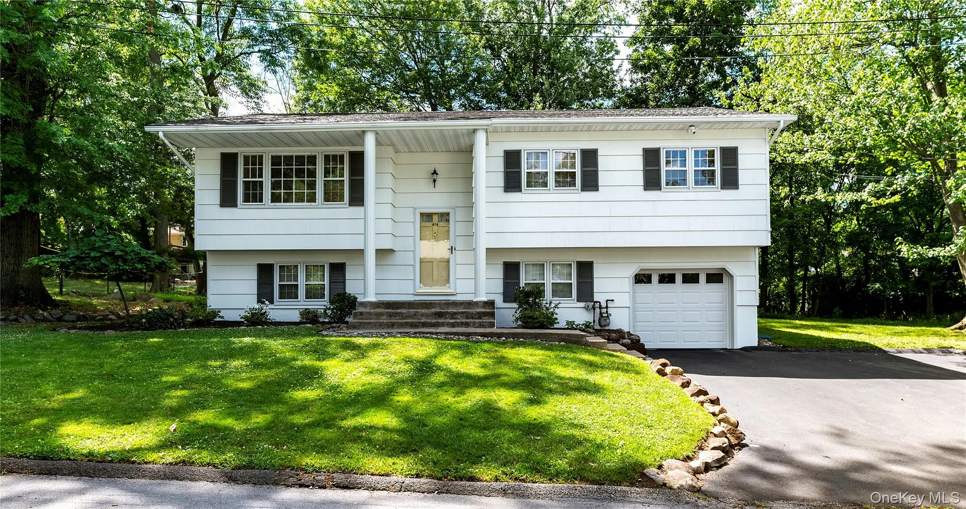 414 Maple Avenue Photo 6