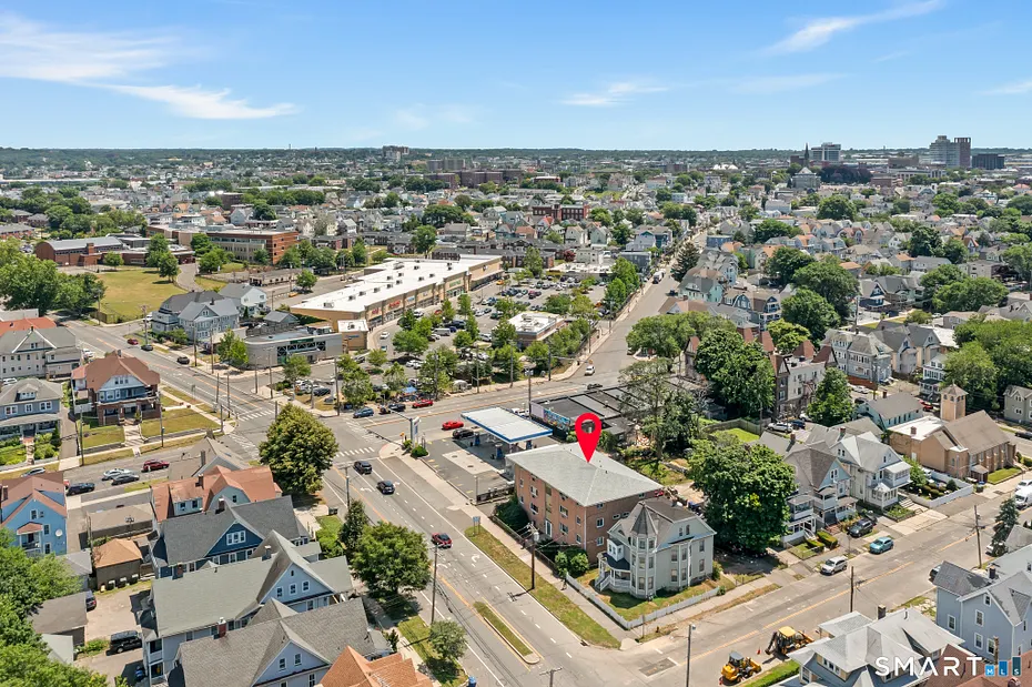 1795 North Avenue Photo 6