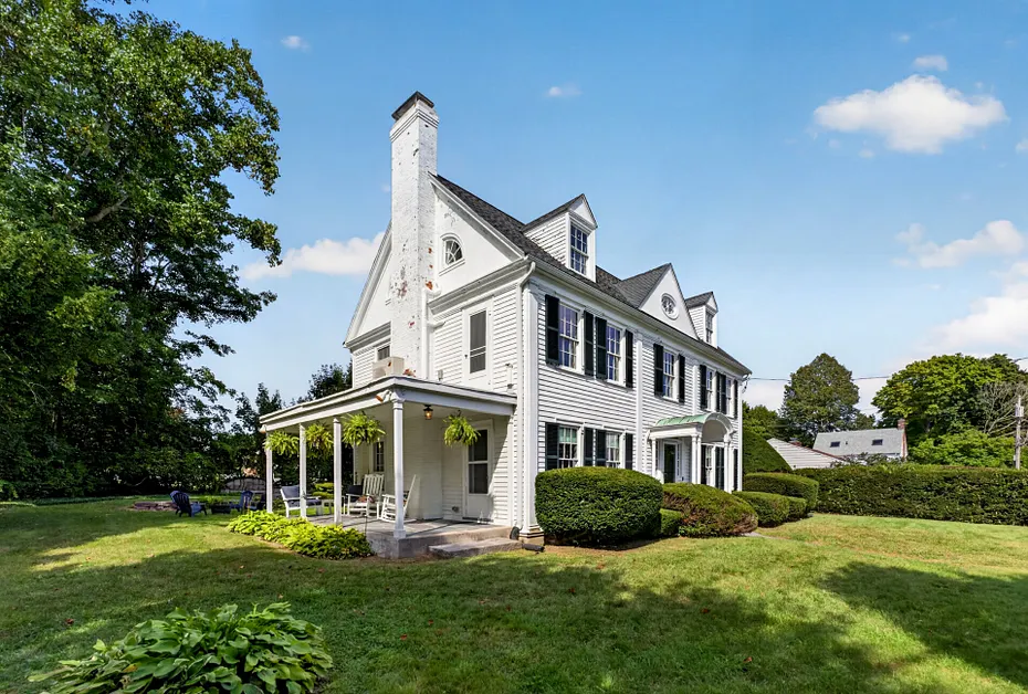 39 Glenwood Avenue Photo 3