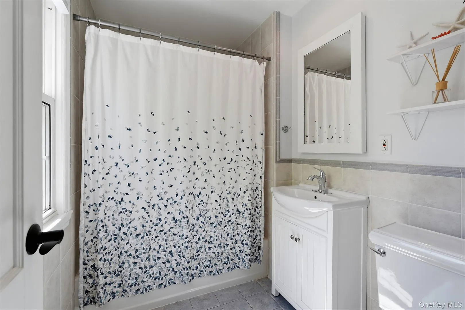 136 Devonshire Road Photo 21