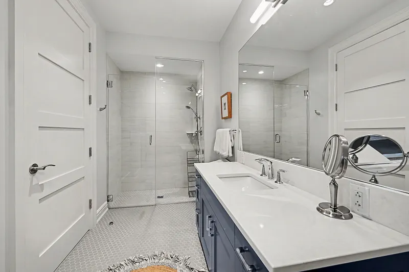 740 Davenport Avenue  #1 Photo 30