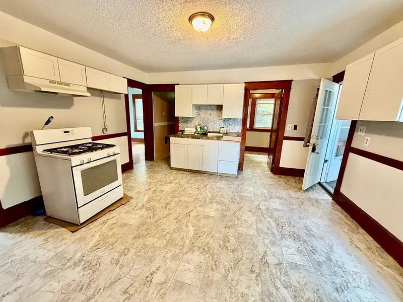 161 Hampden St  #2 Photo 3