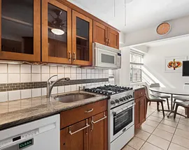 235 Garth Road  #D6A